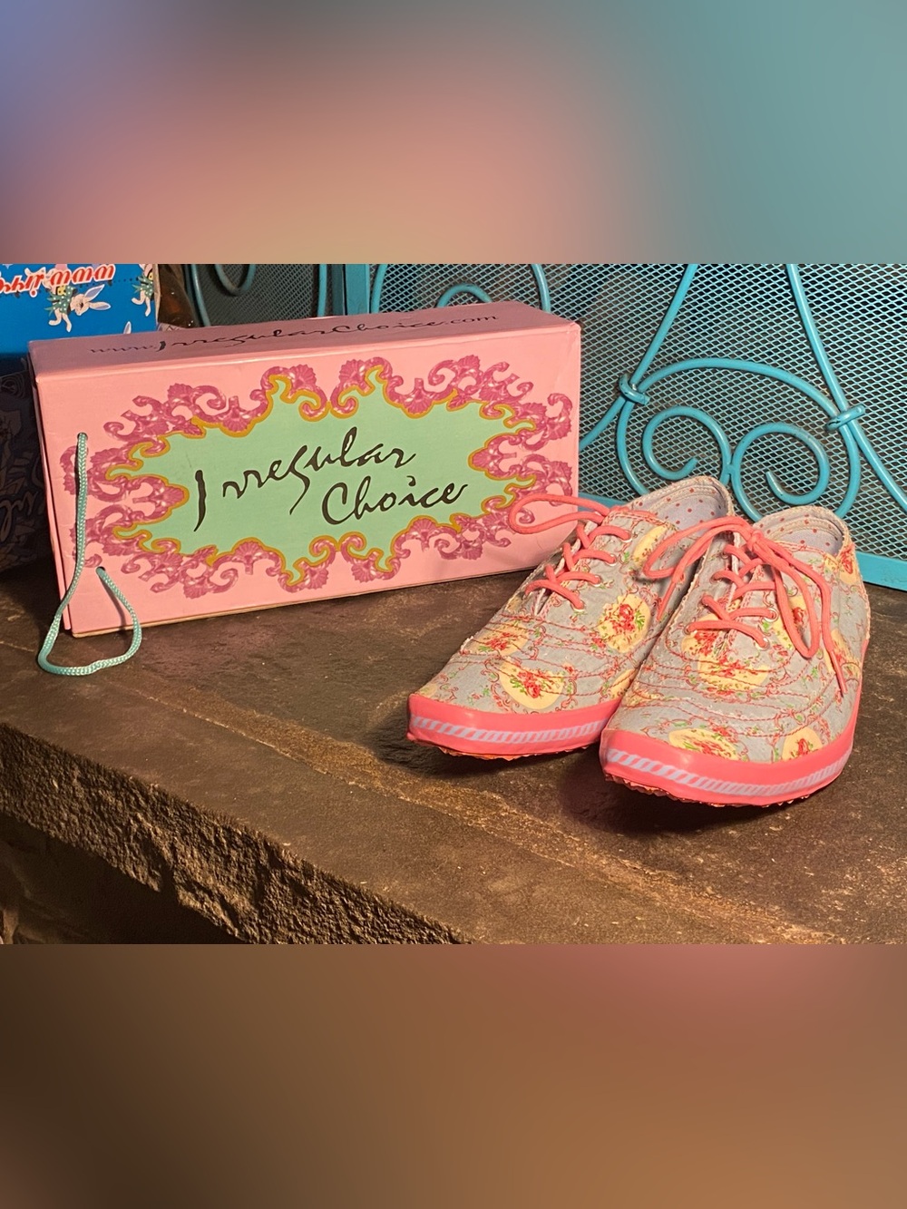NIB VTG Irregular Choice floral cottage core Oxford sneakers,pink/blue,yellow,10